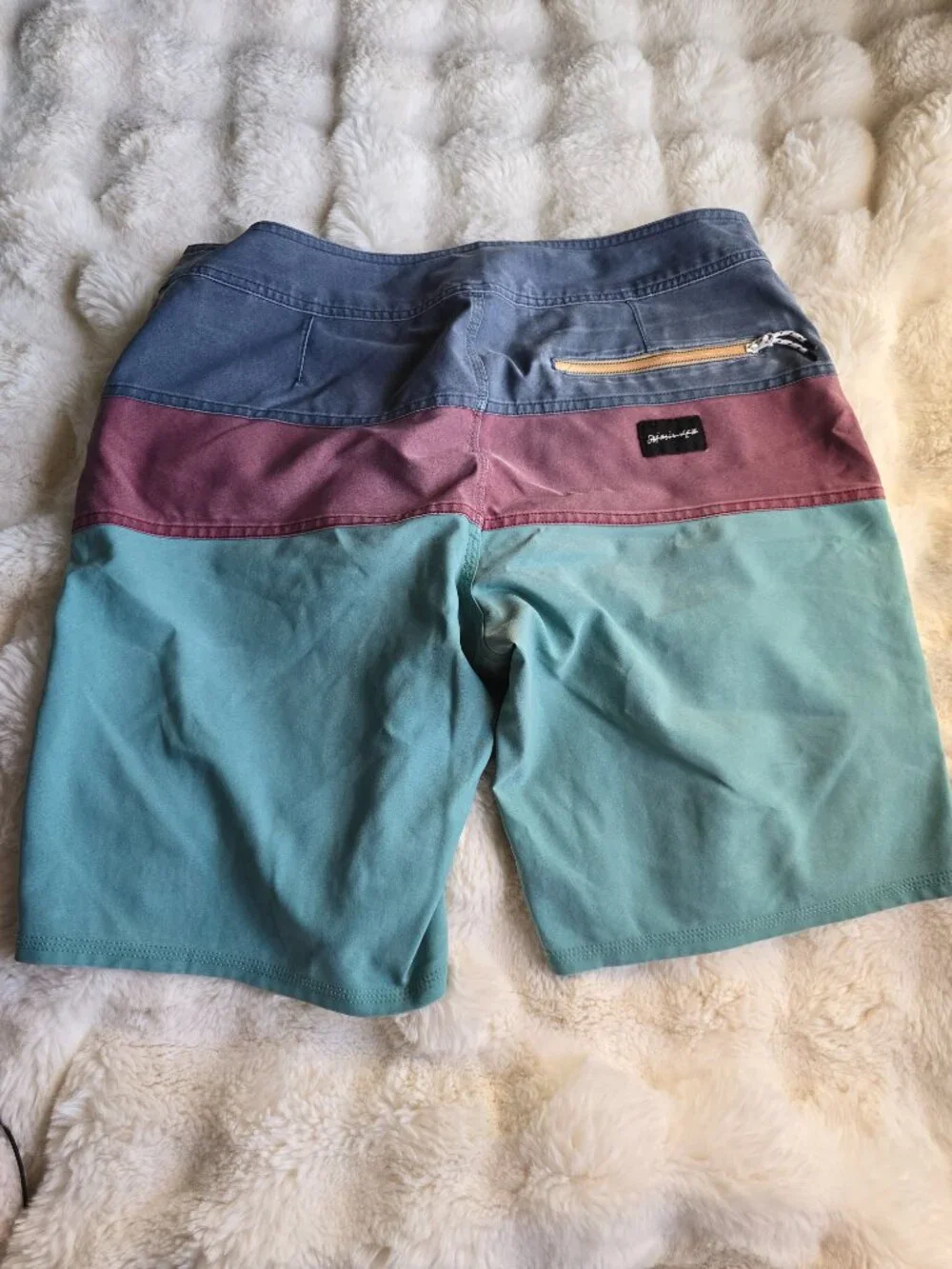 Quicksilver mens board shorts